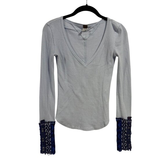 Free People Art School Cuff Long Sleeve Waffle Knit‎ Thermal Blue Size XS - Picture 1 of 7